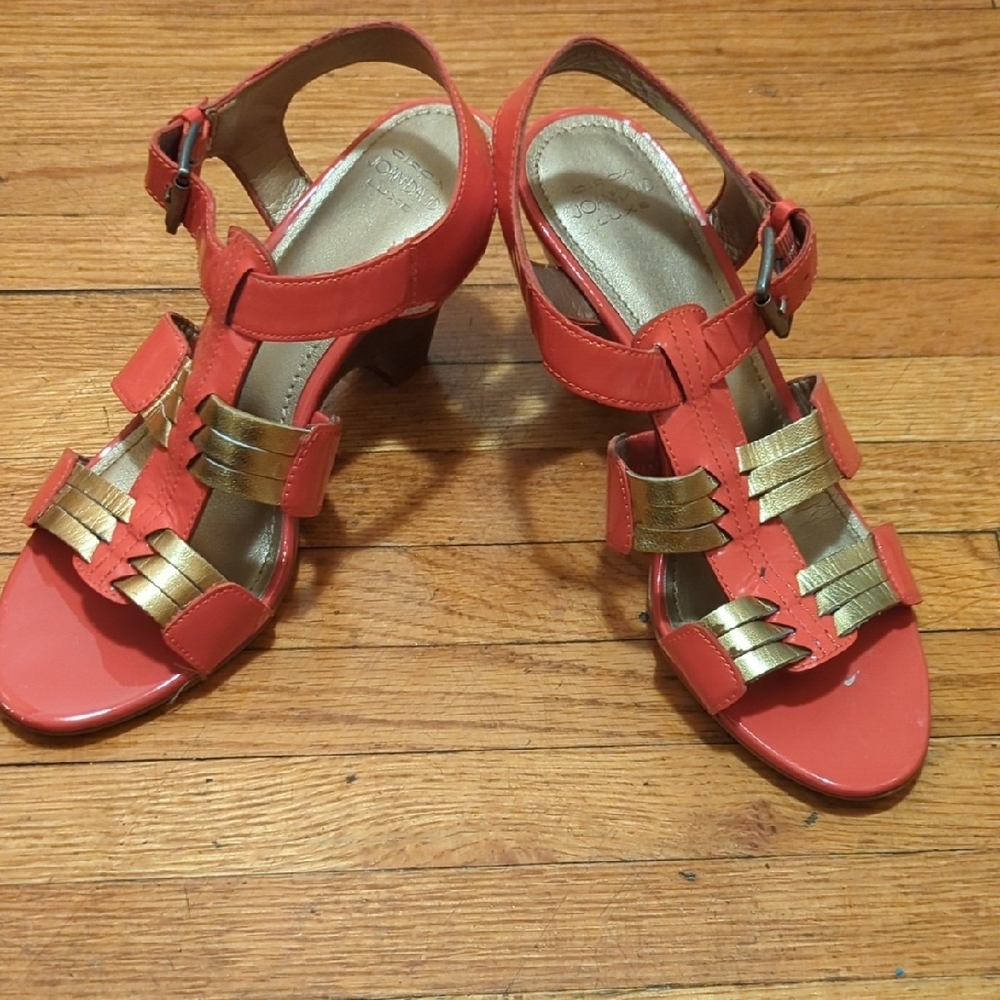Stylish Women's Sandals in Red and Gold